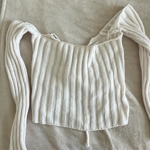 Superdown SHERRIE LACE UP BACK SWEATER IN IVORY - Picture 4 of 6